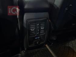 جیپ گراند شیرۆکی